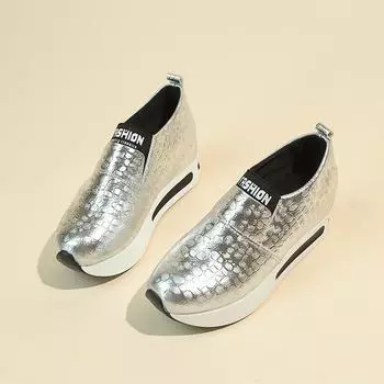 Женские кроссовки на скрытом каблуке, весенняя вулканизированная обувь на массивной платформе, женская легкая спортивная обувь без шнуровки, увеличивающая рост 35