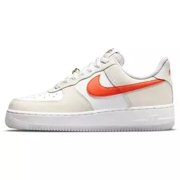 Женские кроссовки Nike Air Force 1 07 SE First Use White Orange Summit-White DA8302-101 38.5