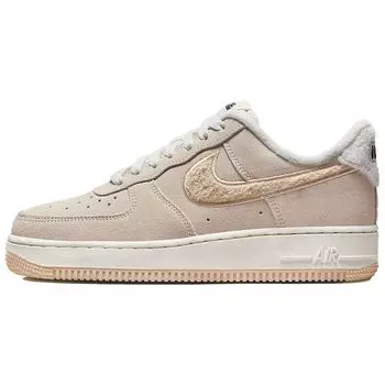 Женские кроссовки Nike Air Force 1 07 SE Sanddrift Fleece Brown Phantom Black DQ7583-001 38.5