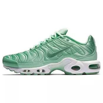 Женские кроссовки Nike Air Max Plus SE Enamel Green Enamel-Green-White 830768-331