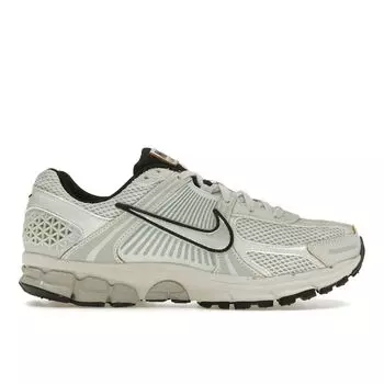 Женские кроссовки Nike Air Zoom Vomero 5 Light Silver Chrome Green Light-Bone Black FN6742-001 40.5