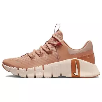 Женские кроссовки Nike Free Metcon 5 Amber Brown Campfire Orange Guava-Ice Monarch DV3950-200 38.5