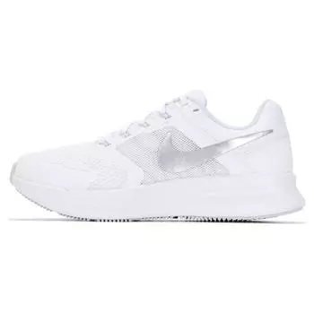 Женские кроссовки Nike Run Swift 3 белые металлик серебристого цвета DR2698-101 41