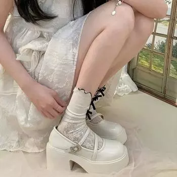 Женские кроссовки Весна и осень Удобные неглубокие кроссовки Дизайнерские легкие повседневные кроссовки Дизайнерская обувь для женщин 35