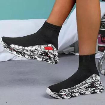 Женские кроссовки Высокие кроссовки Повседневная обувь для школьников и студентов Парные мужские легкие кроссовки Большие размеры 38-45 EU: 38 чёрный