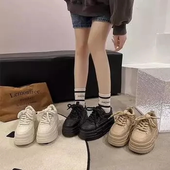 Женские кроссовки весна-осень на платформе белые туфли с круглым носком трендовые на шнуровке модные повседневные спортивные туфли повышающие рост теннисные туфли 35 чёрный