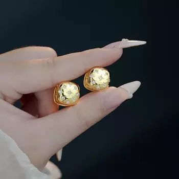 Женские квадратные серьги-гвоздики с пряжкой в виде звезды, французские ретро-серьги из циркония и металла, золотые серьги-пентаграммы