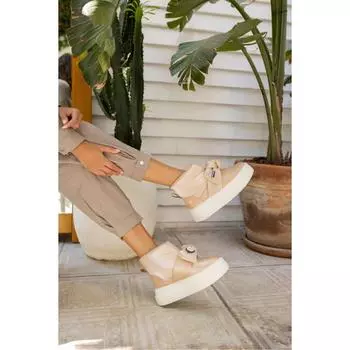 Женские легкие повседневные ботинки на высокой подошве