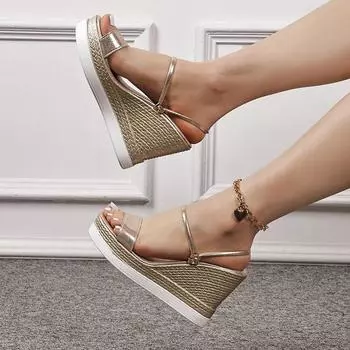 Женские летние босоножки на танкетке, дизайнерские босоножки на платформе, ремешок с открытым носком, повседневная обувь на толстой подошве, 2024 г., женские босоножки на каблуках 35 золотой