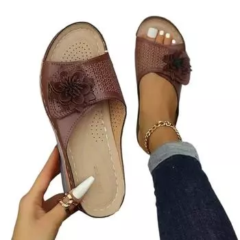 Женские летние босоножки на танкетке с открытым носком, туфли на платформе, повседневные женские тапочки для отдыха на открытом воздухе, пляжная обувь, модные босоножки с цветочным принтом 36 светло-коричневого