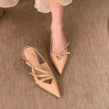 Женские летние босоножки с тройной пряжкой и ремешком на низком каблуке для офиса во французском стиле с острым носком и петлей сзади на высоком каблуке 34 телесный