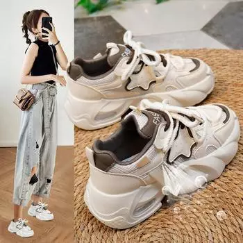 Женские летние кроссовки из дышащей сетки. Удобные кроссовки на шнуровке. Прогулочные туфли из искусственной кожи на массивной платформе. Нескользящие женские теннисные кроссовки. 35 белый