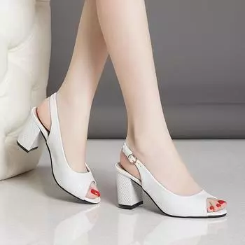 Женские летние повседневные босоножки Temperament 2024 года, новый стиль, тренд, мода, толстый каблук, женская обувь, банкетный открытый носок, высокие каблуки 35 чёрный