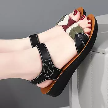 Женские летние римские сандалии на плоской подошве, нарядные повседневные сандалии с открытым носком для девочек, большие размеры 36 чёрный