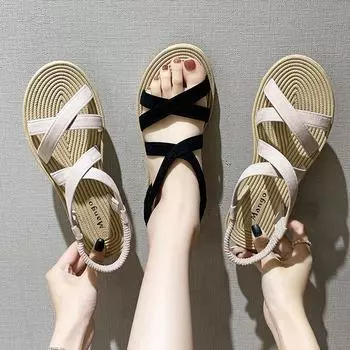 Женские летние сандалии 2024 года, новый стиль, корейская версия, модная универсальная повседневная пляжная обувь в романском стиле с плоской подошвой 35 бежевый