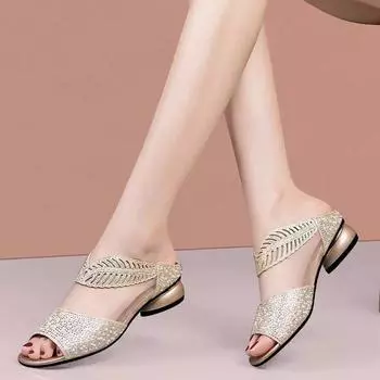 Женские летние сапоги, роскошные элегантные ботильоны для женщин, трендовые удобные модные босоножки на низком каблуке с острым носком 35 золотой