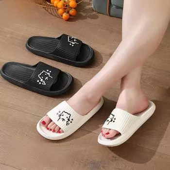 Женские летние тапочки с мультяшным принтом: Нескользящие, не имеющие запаха сандалии, подходящие для использования в помещении, на улице или в ванной комнате.. Доступны мужские размеры. 46-47