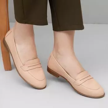 Женские лоферы на плоской подошве из натуральной кожи с круглым носком на плоской подошве