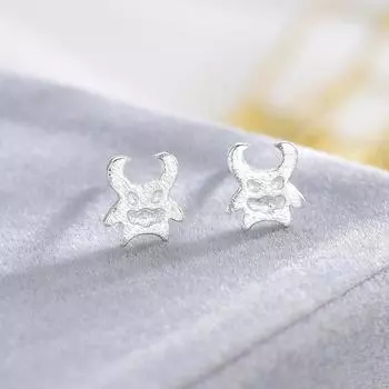 Женские маленькие мини-серьги Demon King Glossy, модные простые корейские аксессуары для нишевого дизайна