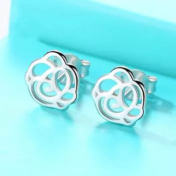 Женские маленькие свежие полые цветочные серьги в стиле Мори в виде сердца для девочек, корейская версия