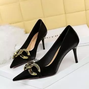 Женские модные банкетные туфли на тонком каблуке с острым носком в европейском и американском стиле, большая металлическая пряжка на высоком каблуке 34 зелёный