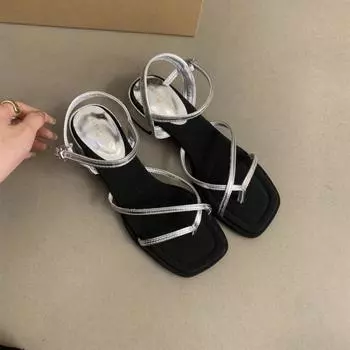 Женские модные босоножки на толстом каблуке, летние, новые, квадратный носок с клипсой, тонкий ремень, комбинированные туфли с открытым носком и средним каблуком 35 чёрный