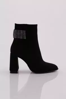 Женские модные ботинки на каблуке