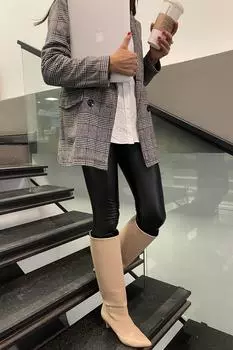 Женские модные ботинки телесного цвета 09