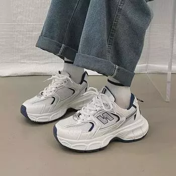 Женские модные дышащие сверхлегкие кроссовки для бега 2025 года — на толстой подошве, повседневные и универсальные 36 чёрный