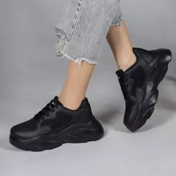 Женские модные кроссовки