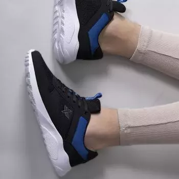 Женские модные кроссовки