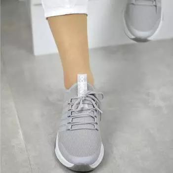 Женские модные кроссовки