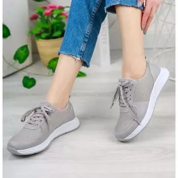 Женские модные кроссовки