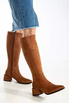 Женские модные сапоги ниже колена заостренной формы на коротком каблуке