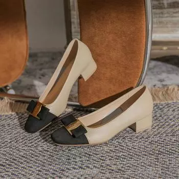 Женские модные туфли на каблуке с квадратным носком и металлической пряжкой 40 чёрный