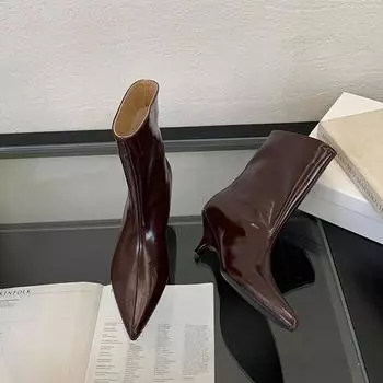 Женские модные универсальные тонкие сапоги, простые элегантные однотонные короткие сапоги с острым носком 35