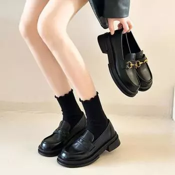 Женские мокасины 2024 Весна Металлические кнопки Черные женские туфли на платформе Модные JK Лолита Мягкая подошва Студенческие кожаные туфли для офиса 35