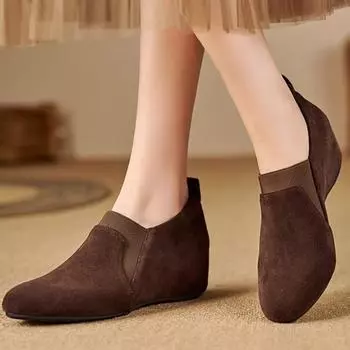 Женские мокасины роскошные элегантные повседневные туфли из искусственной кожи для женщин 2024 года, удобные модные туфли на открытом воздухе с острым носком на низком каблуке 35 чёрный