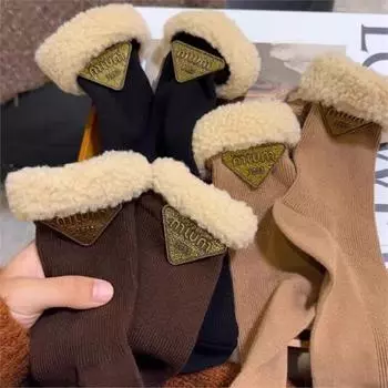 Женские носки-лодочки с пушистыми оборками, милые носки средней длины, хлопковые носки-ботинки, свободные носки One Size чёрный