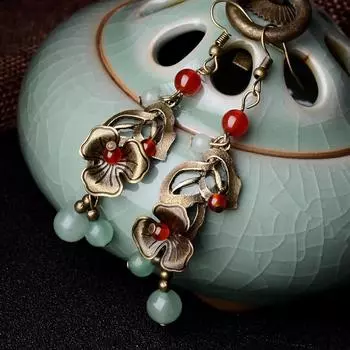 Женские новые модные асимметричные серьги-кисточки с маргаритками, женский нишевый дизайн, маленький темперамент пчелы, длинные милые необычные серьги для девочек, подарки 4