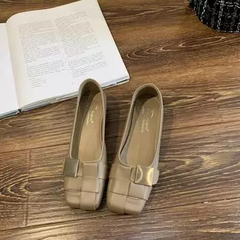 Женские одинарные туфли, летние, новые, на низком каблуке, с квадратной головкой, с металлическим декором, модные, удобные, с мягкой подошвой, кожаные туфли 35