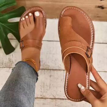 Женские однотонные шлепанцы, повседневные летние туфли на плоской подошве с петлевым носком, легкие туфли с ремешком и пряжкой