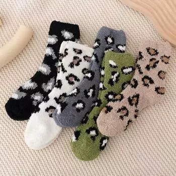 Женские осенне-зимние повседневные теплые толстые леопардовые чулки из кораллового флиса для дома, носки для женщин One Size