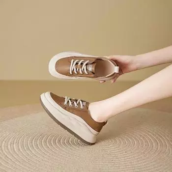 Женские осенние повседневные кроссовки из натуральной кожи на толстой подошве, со шнуровкой, увеличивающие рост, с круглым носком, удобные и стильные 538. 40 чёрный