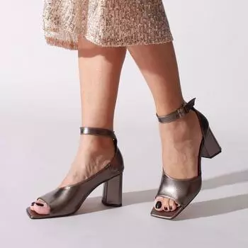 Женские платиновые мятые туфли на каблуке из лакированной кожи Классические туфли на каблуке