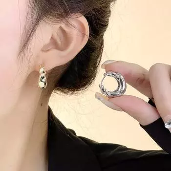 Женские плиссированные фактурные серьги