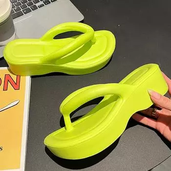 Женские пляжные тапочки Шлепанцы на толстой подошве Туфли на танкетке Сандалии Для девочек Шлепанцы для улицы Нескользящие домашние тапочки Модные шлепанцы 36-37(foot 230mm) белый