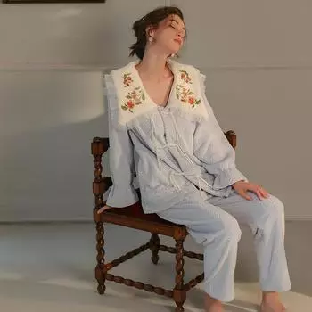 Женские плюшевые спальные костюмы, топы с лацканами и брюки, свободные ночные рубашки, вышитая удобная одежда для отдыха one size