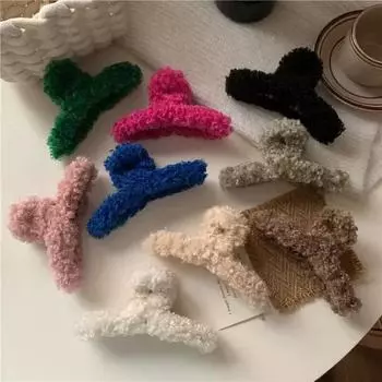 Женские плюшевые заколки для волос из искусственного меха, зимние заколки для волос, элегантные акриловые заколки для волос для девочек, аксессуары для волос из меха, заколки для волос, коготь