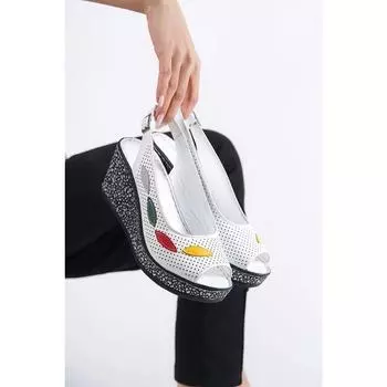 Женские повседневные босоножки на мягком каблуке из натуральной кожи